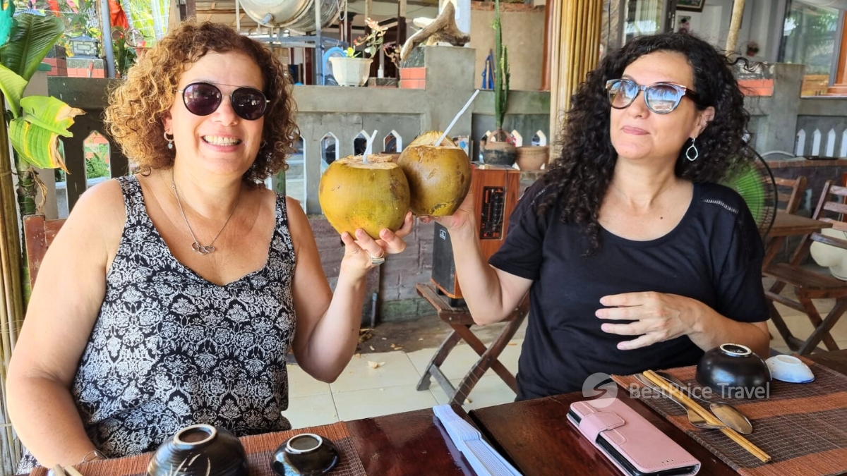 Day 5 Enjoy Coconut Water In Hoi An