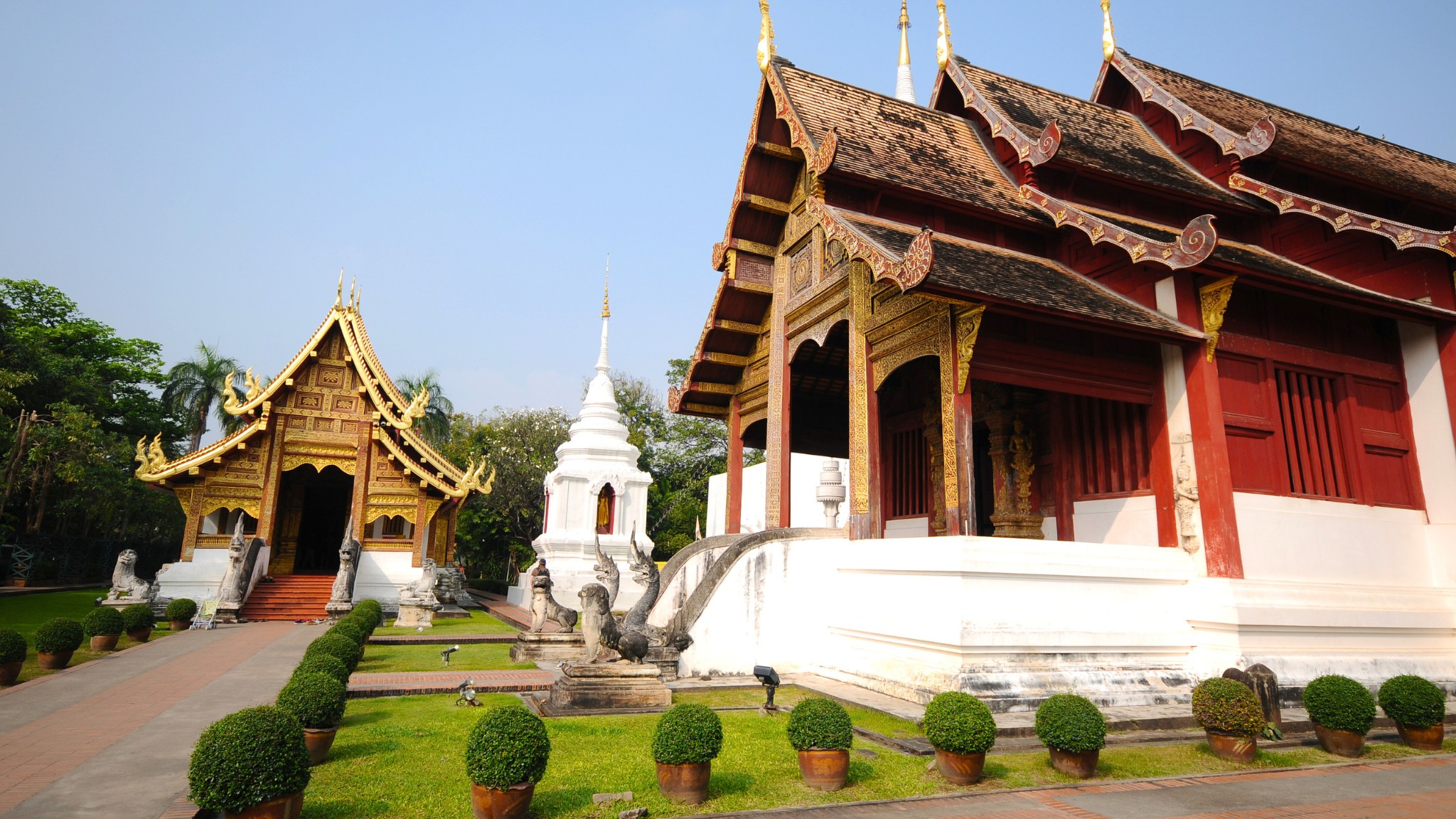 Day 9 Join a Fanstatic Chiang Mai Temples Tour