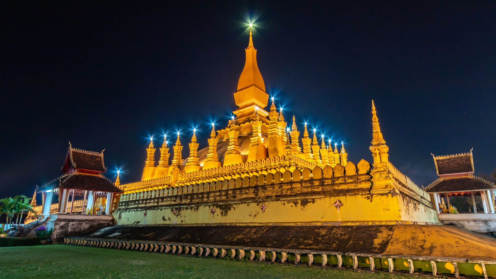 Day 1 That Luang The Most Revered And Iconic Religious Monument