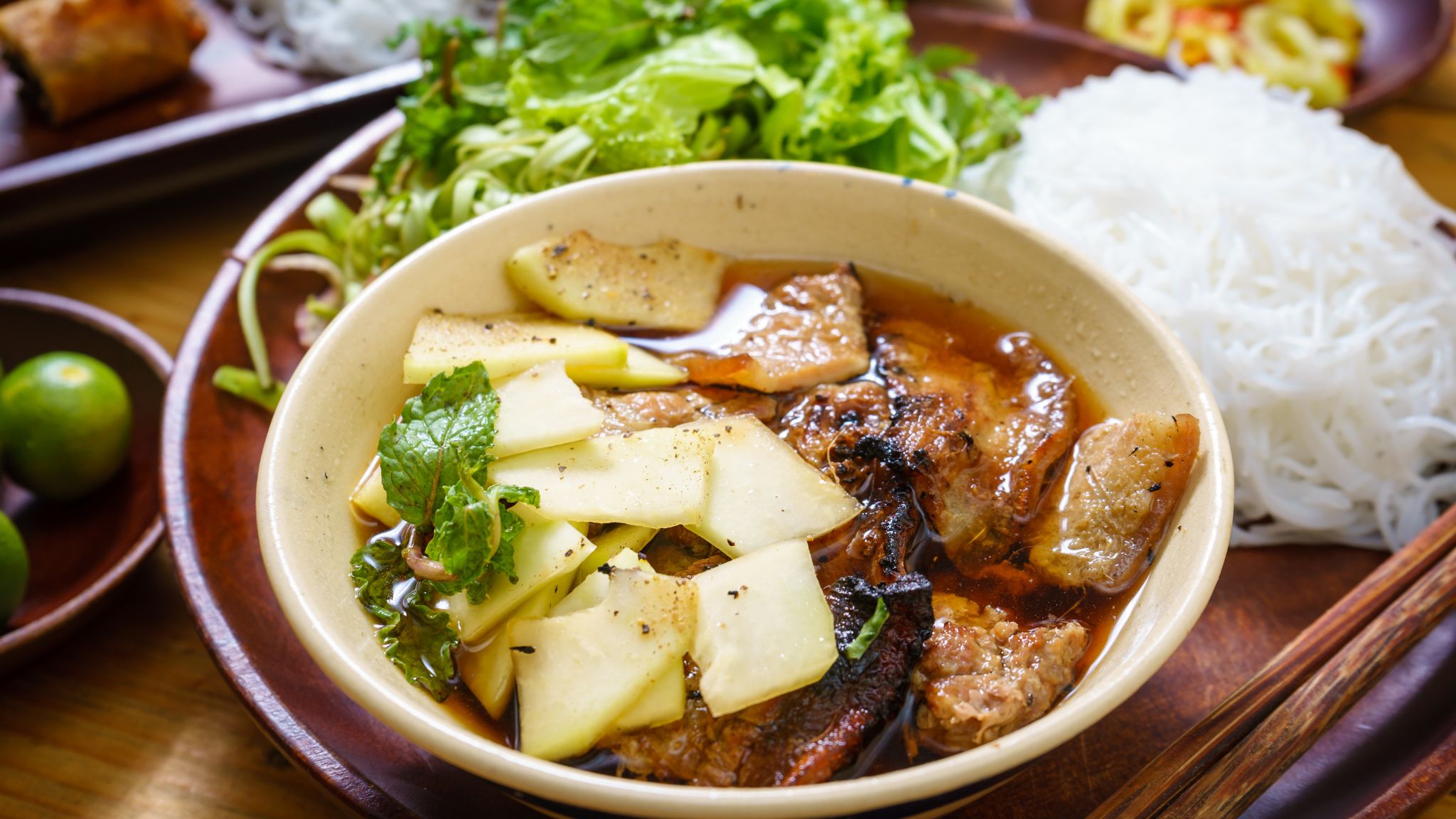 Day 4 Savor The Best Local Dish In Hanoi