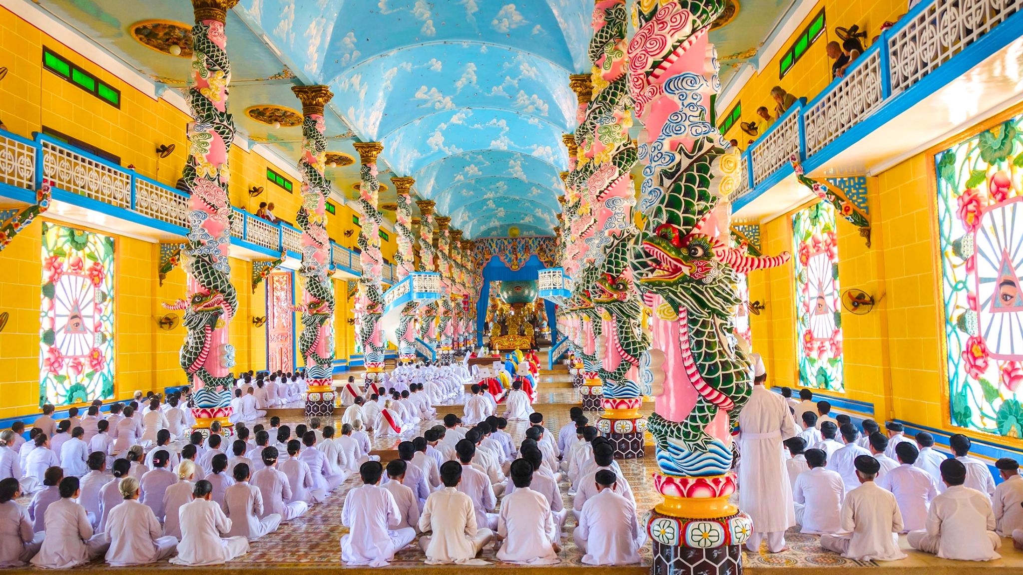 Attend A Ceremony At The Cao Dai Temple