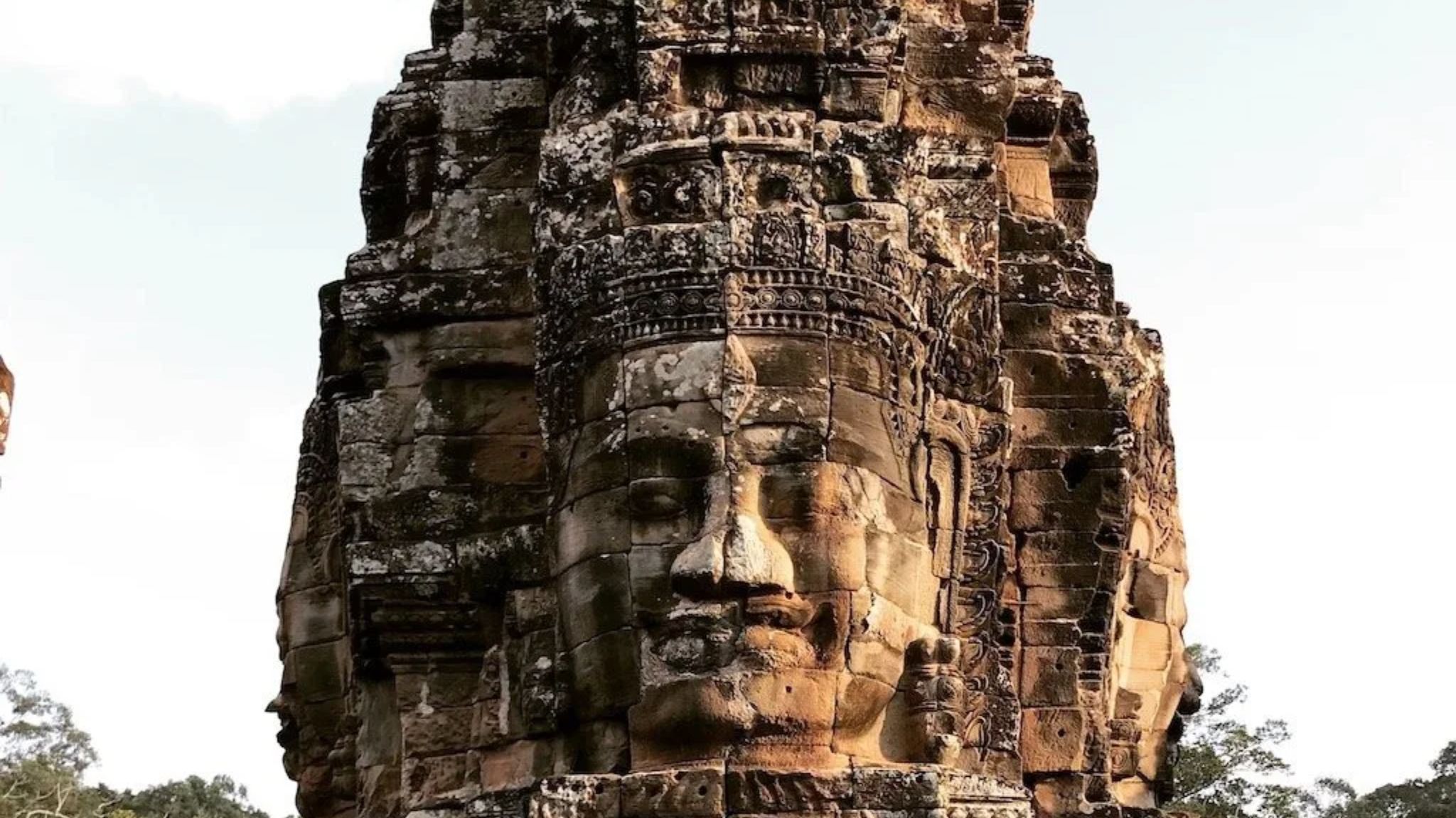Day 2 Explore Visit Bayon The Smiling Face Temple