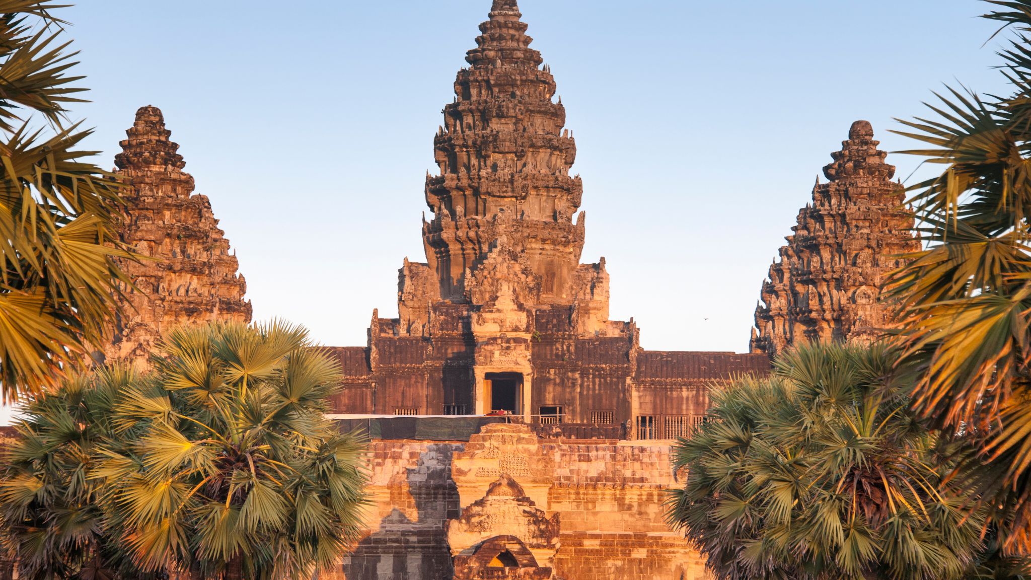 Day 2 Discover The Magnificent Temples Of Angkor