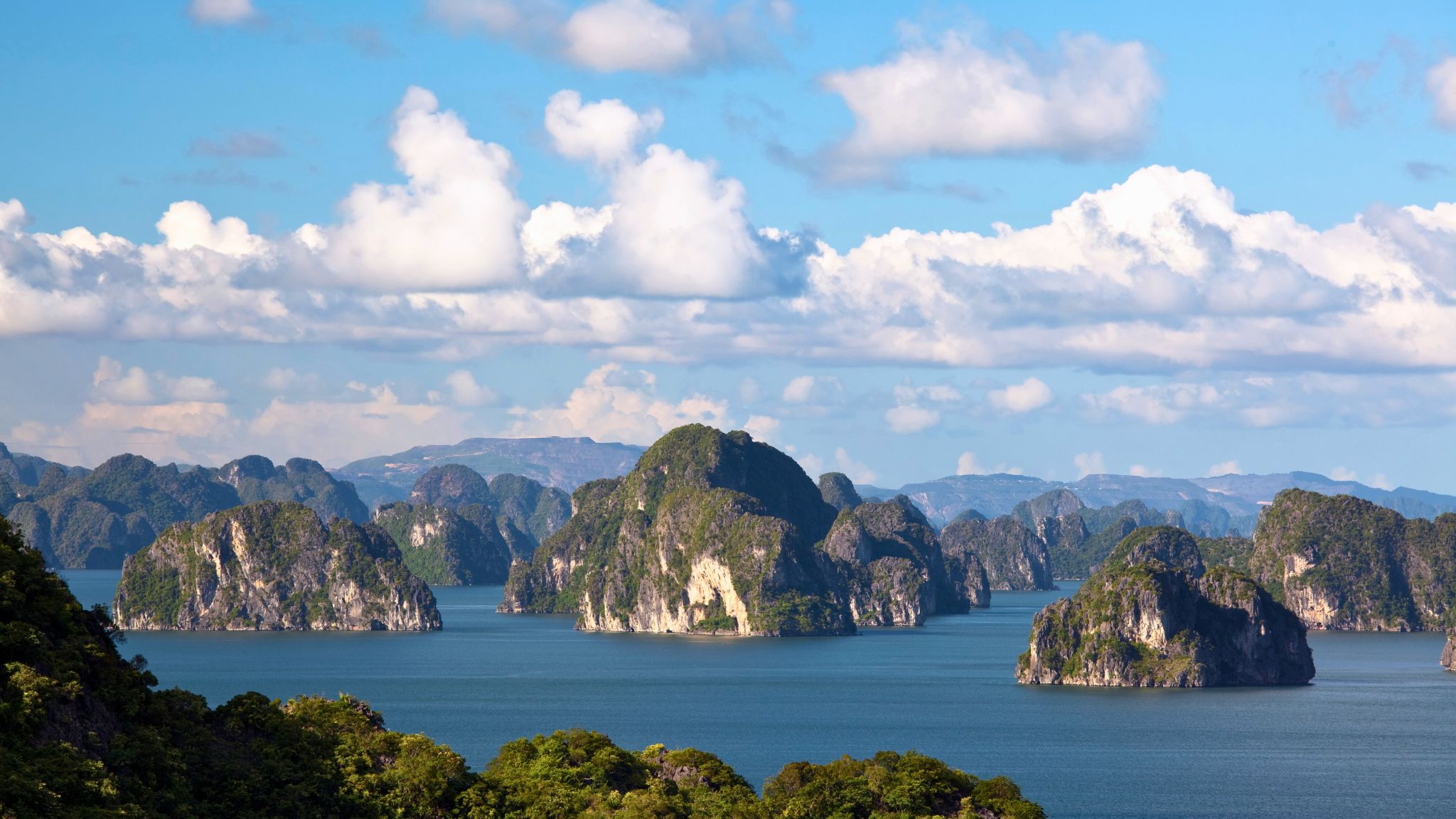 Day 3 Admire The Incredible Beauty Of Halong Bay