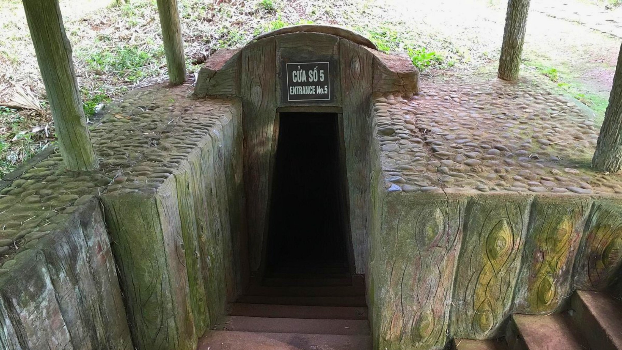 Day 8 Explore The Mystery Of Vinh Moc Tunnels