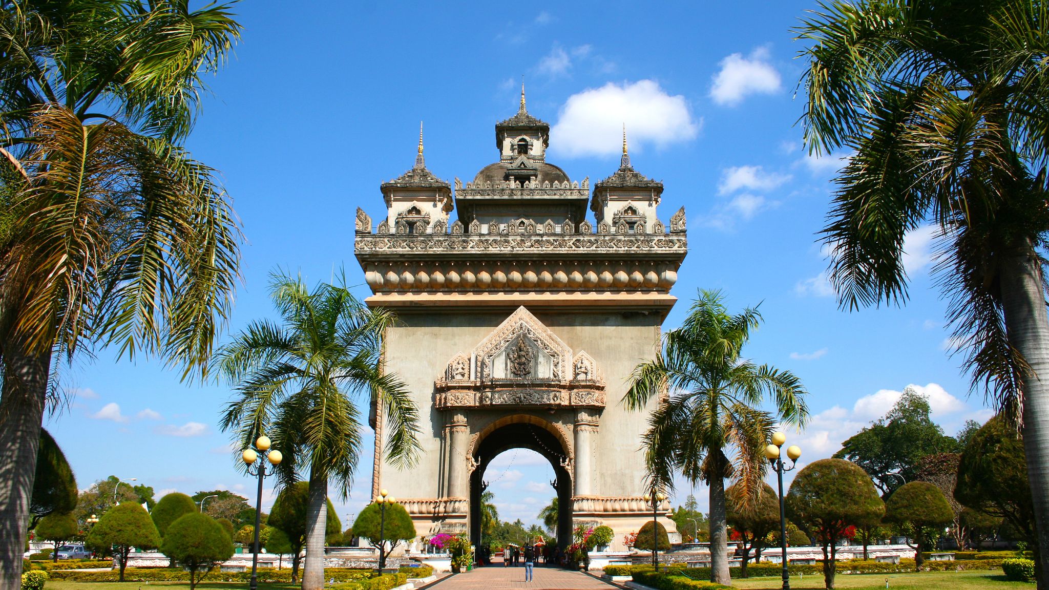 Day 1 Patuxay Monument Vientiane's Own Version Of The Arc De Triomphe