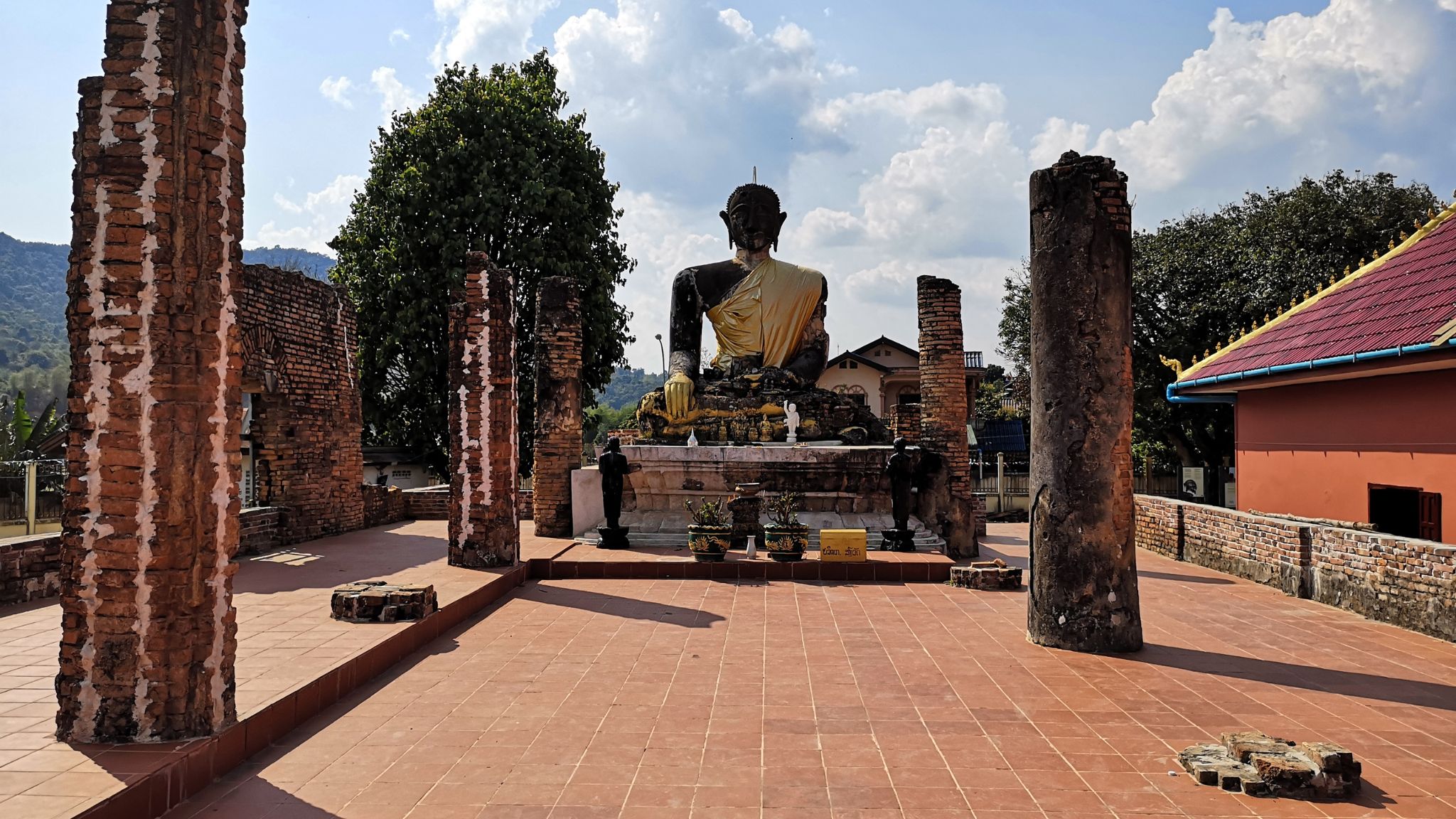Day 7 Gain Insight About Laos Culture In Wat Phia Wat