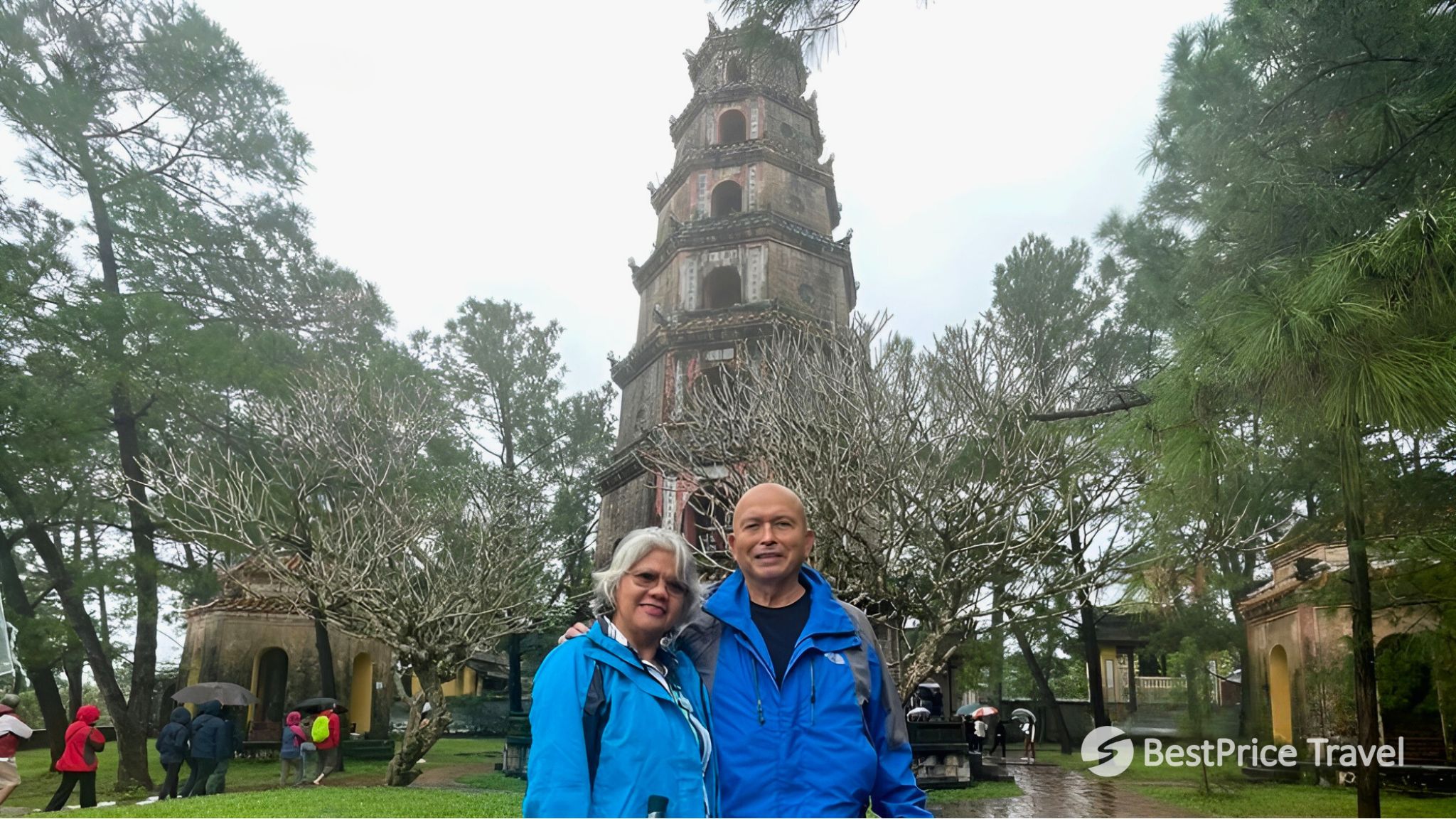 Day 2 Take Pictures With The 400 Year Old Thien Mu Pagoda