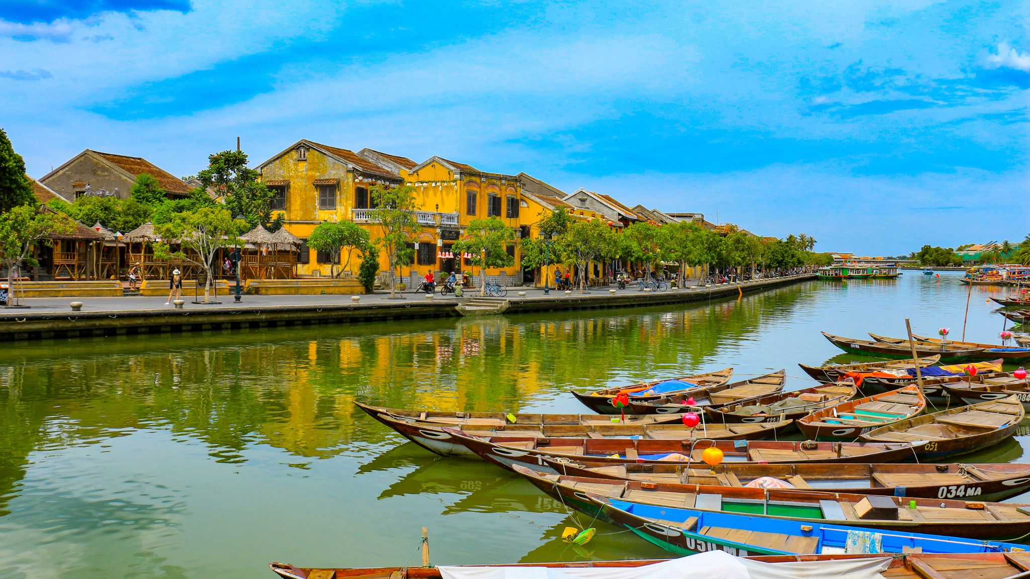 Day 10 Wander Around The Colorful Streets In Hoi An