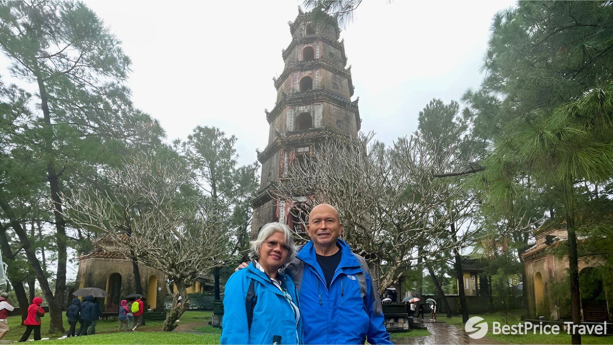 Day 8 Pay A Visit To Thien Mu Pagoda