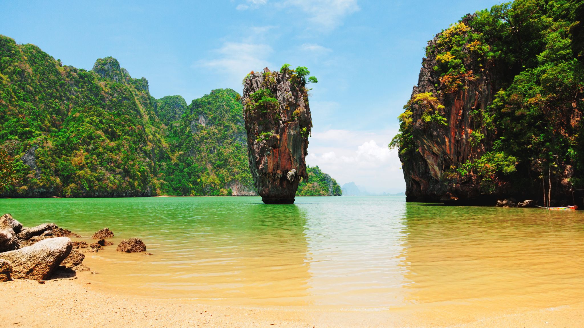 Day 5 Admire The Famous James Bond Island