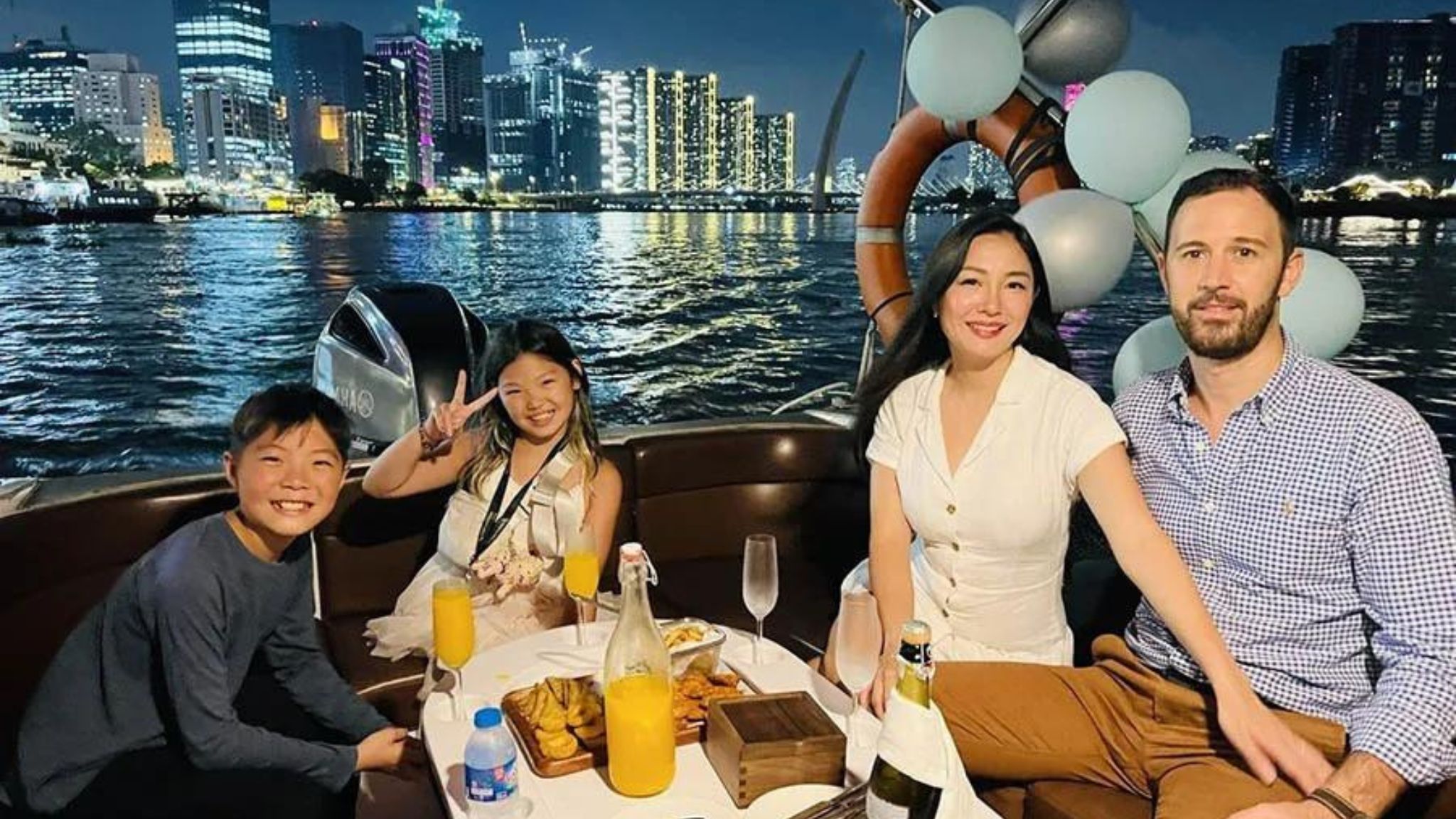 Day 2 Enjoy Romantic Dinner Cruise On Saigon River