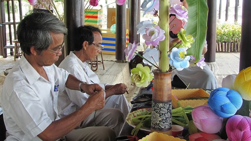 Day 6 Thanh Tien Paper Flower Village Culture