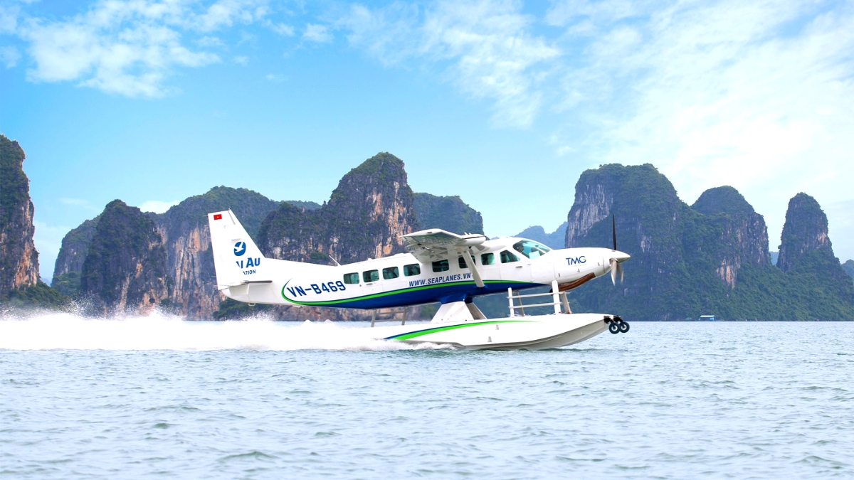 Hanoi - Halong Bay Cruise with Seaplane 2 days